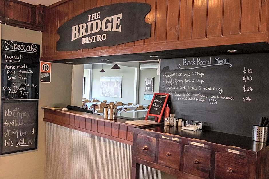 Moruya Waterfront Hotel Motel