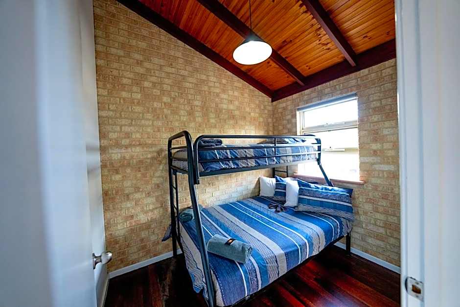 Esperance Foreshore Apartments