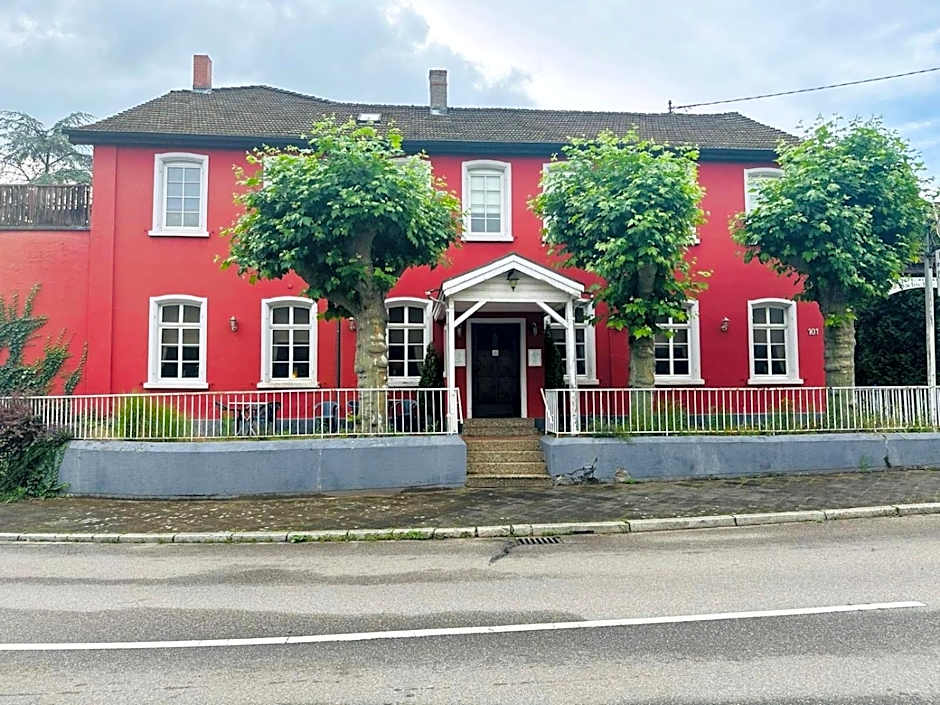 Badischer Hof Hotel