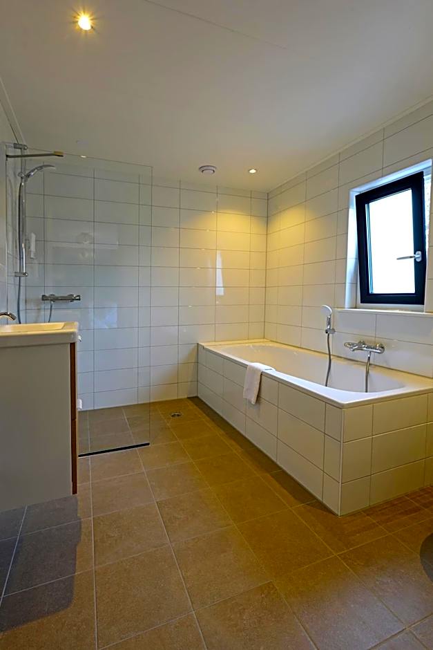 Hotel Bi-j Ons