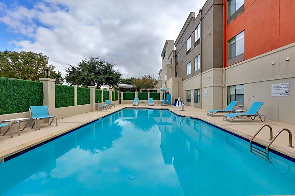 Holiday Inn Express & Suites Austin - Round Rock By IHG