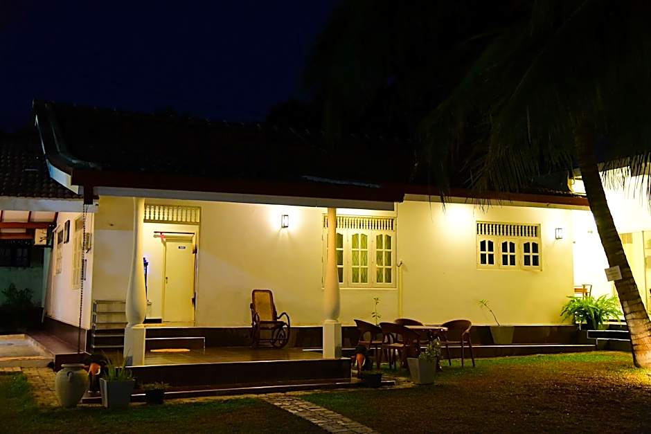 White Villa Airport Transit Hotel