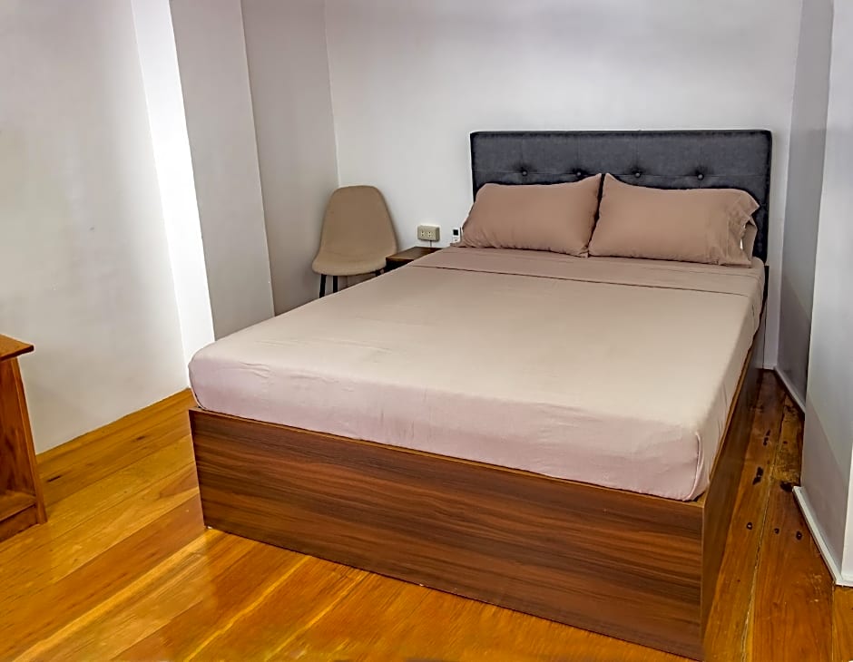 Anahaw Studio Suites