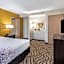 La Quinta Inn & Suites by Wyndham Carlsbad - Legoland Area