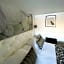 Logis Hotel des Lacs Paris Sud
