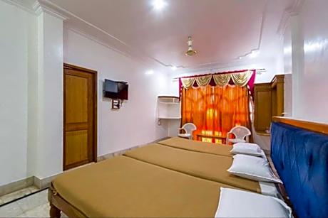 Deluxe AC Room