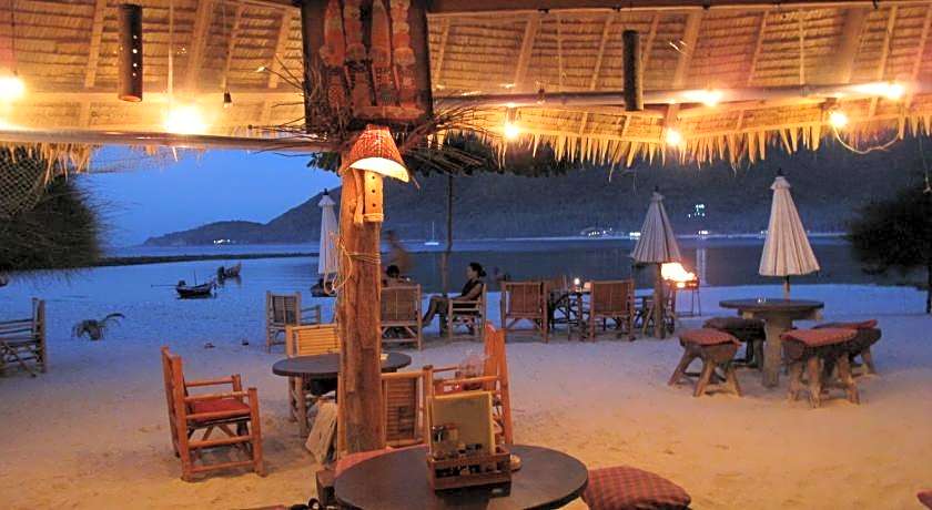 Malibu Beach Bungalows