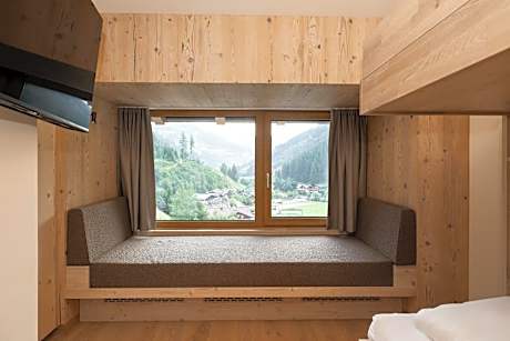 Family Room with Mountain View
