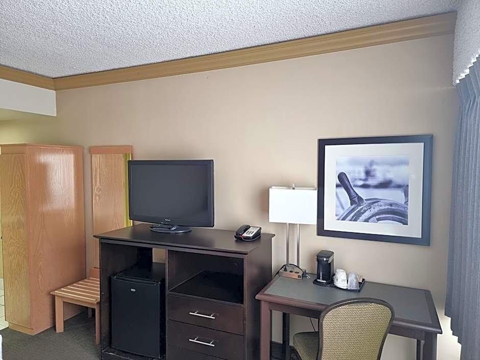 Travelodge by Wyndham Trois-Rivieres