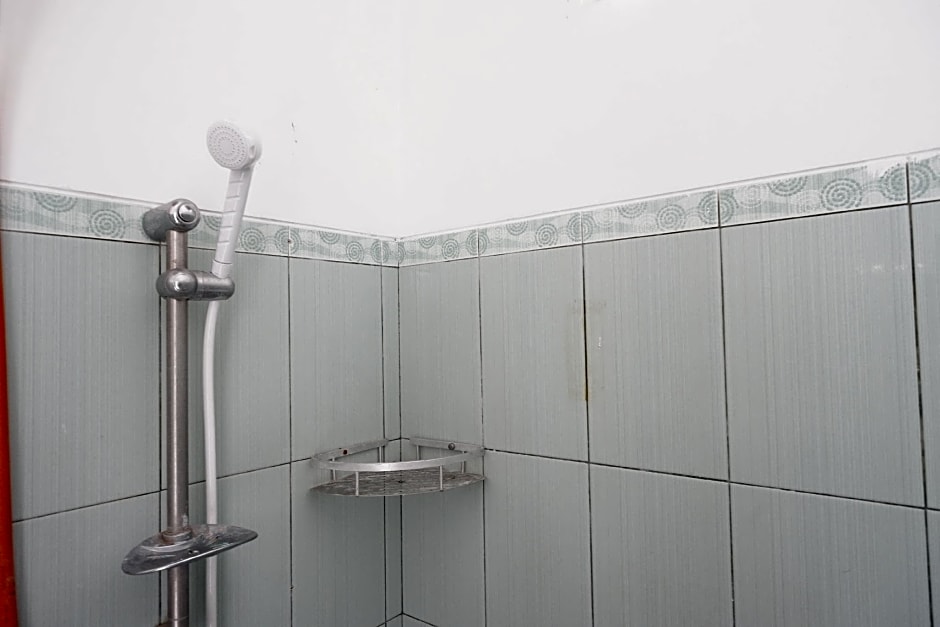 RedDoorz Syariah @ Elga Sastro Inn Malioboro