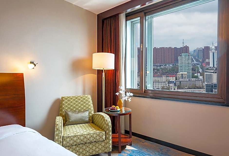 YUN-ZEN Jinling World Trade Plaza Hotel