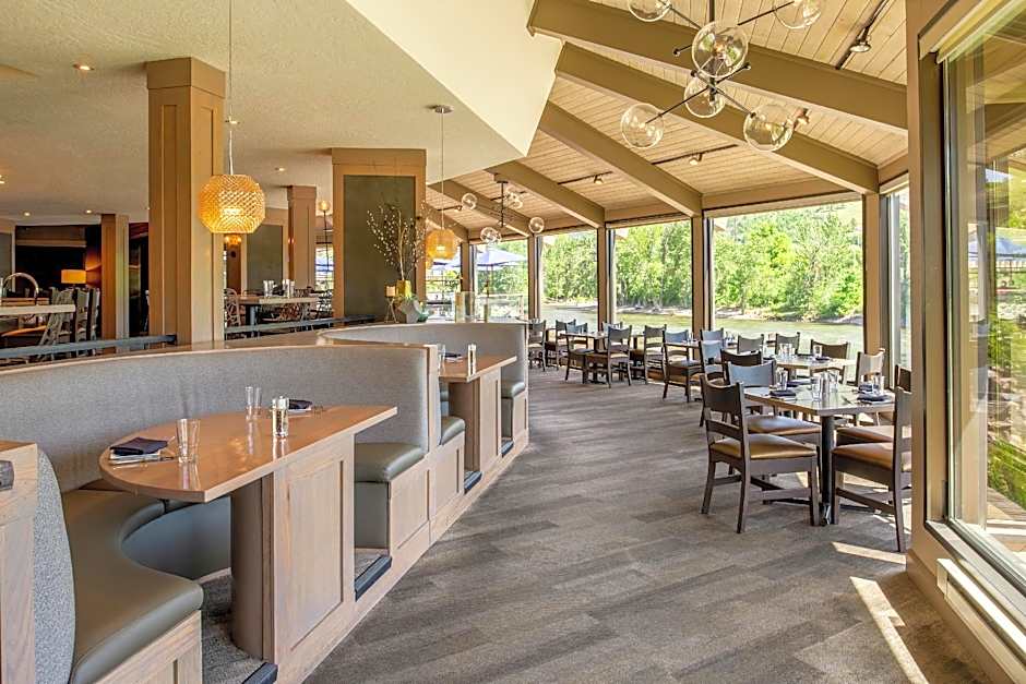 Edgewater Missoula, Tapestry Collection by Hilton