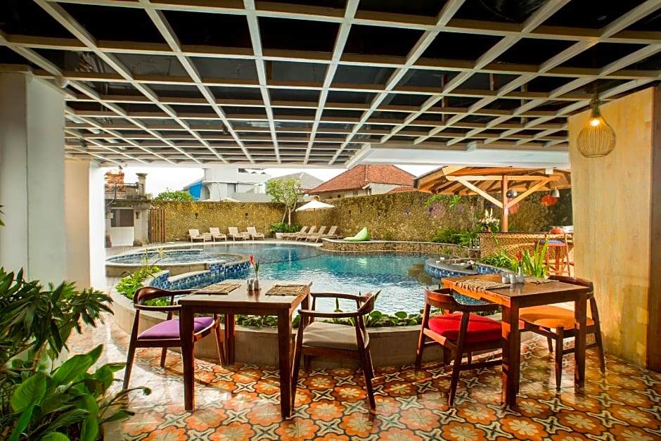 Signature Hotel Seminyak