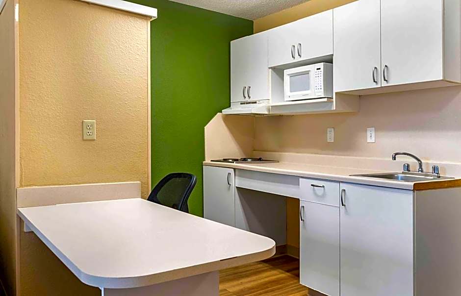 Extended Stay America Suites - Detroit - Novi - Haggerty Road