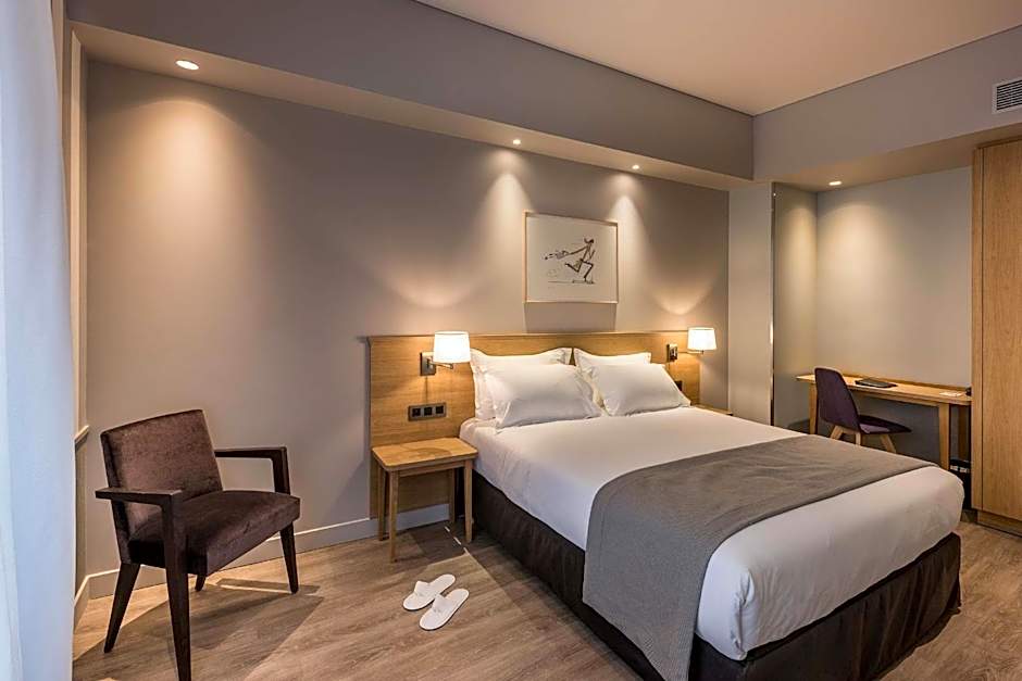 Photo 1 of 8 of Junior Suite