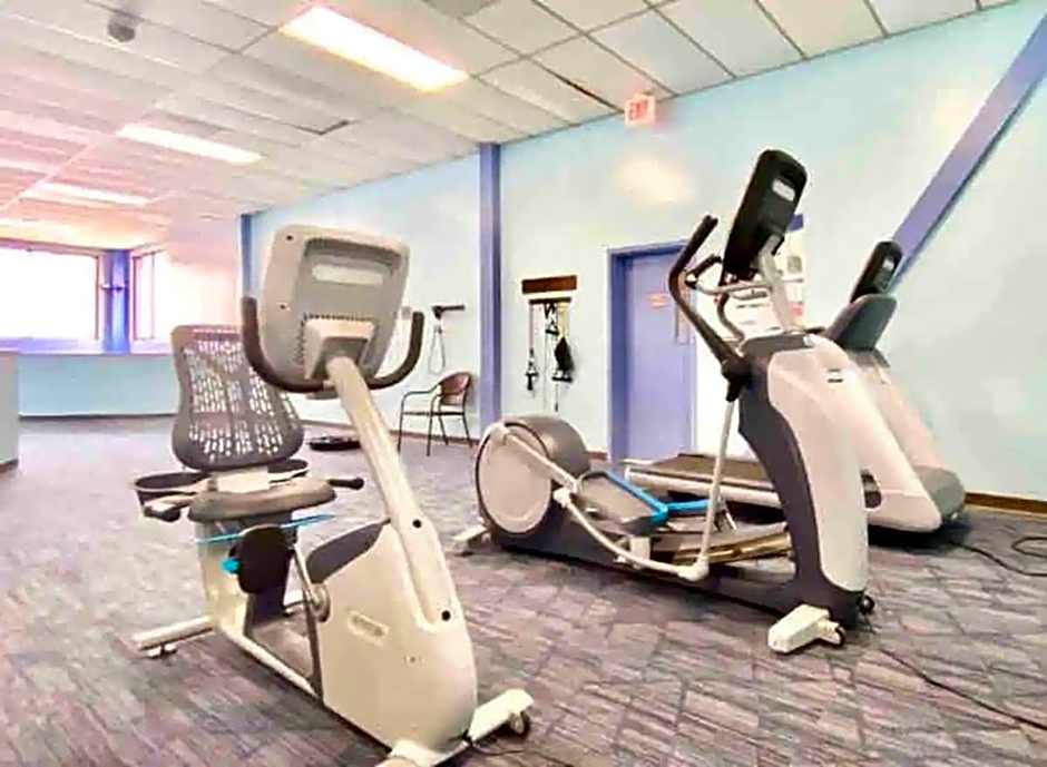 Beech Mountain SLOPES ARE OPEN! SKI SEASON, FREE sledding hill, Walk to Ski Shuttle