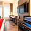PLAZA Premium Den Haag City Center