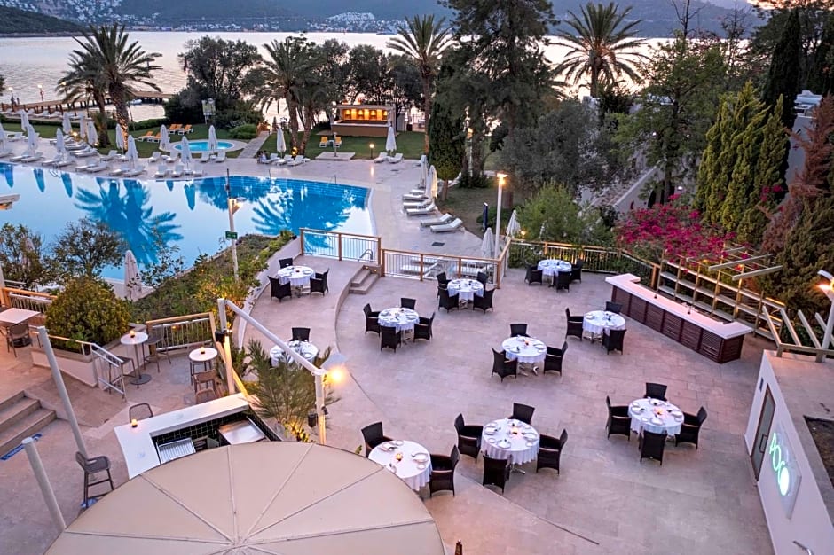 DoubleTree by Hilton Bodrum Isil Club Resort