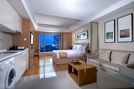 Studio King Bed Room