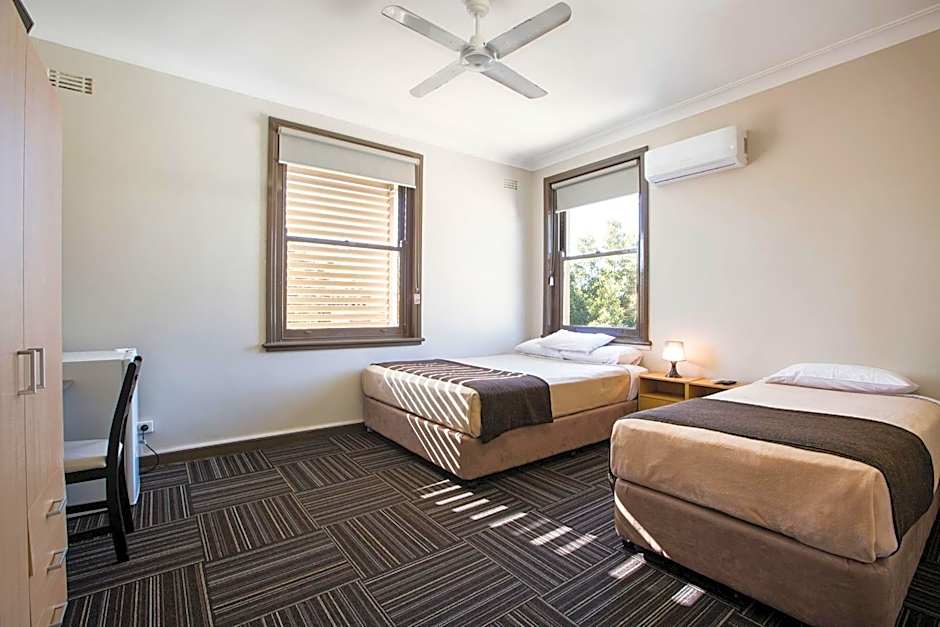 Toongabbie Hotel
