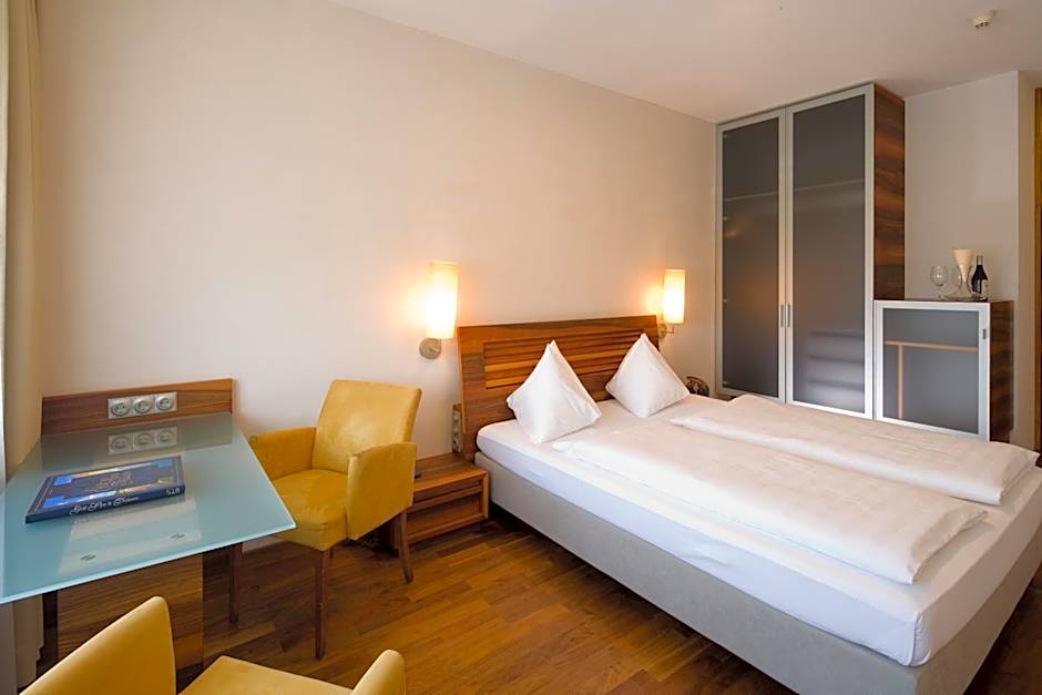 Hotel Penz West