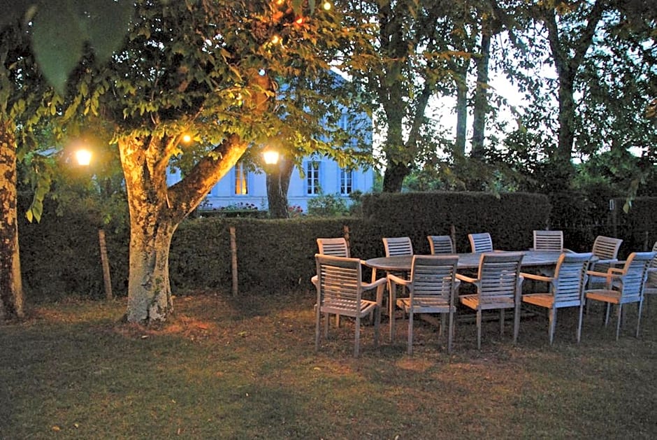 Le Logis d'Epargnes B&B and Gite