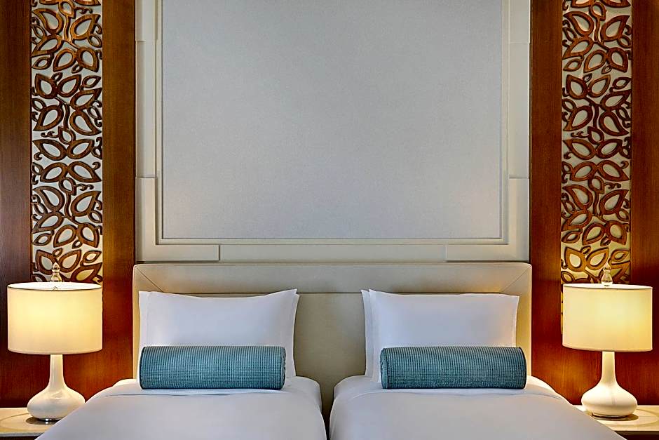 Al Bustan Palace, a Ritz-Carlton Hotel