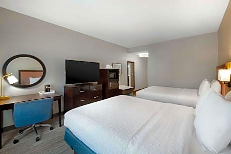 Queen Room with Two Queen Beds - Hearing Access/Non-Smoking