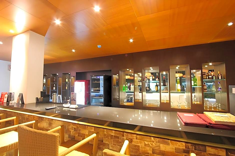Grand La Walon Hotel
