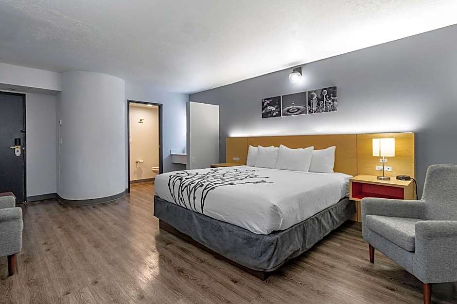 Sleep Inn & Suites