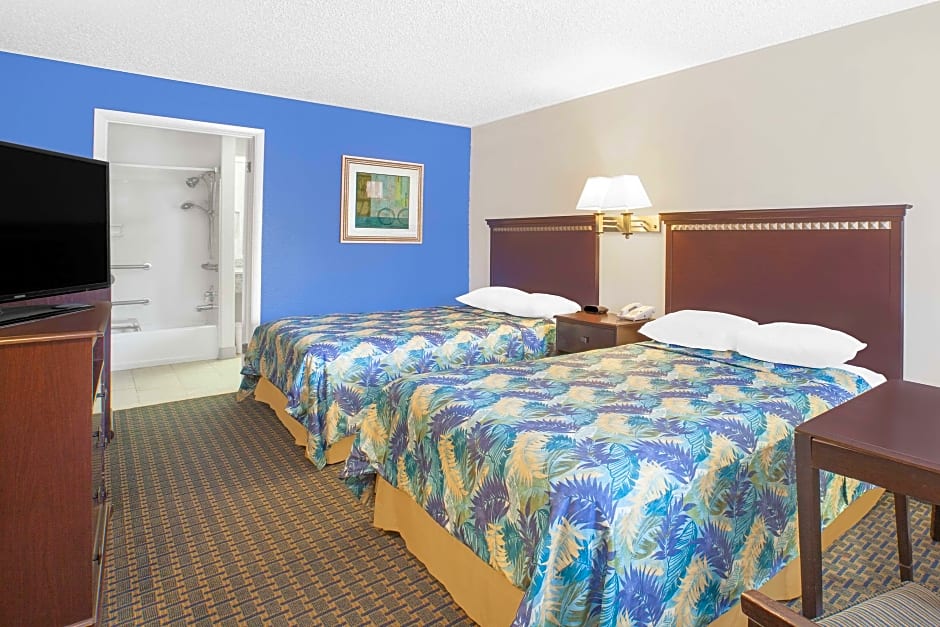 Super 8 by Wyndham Corpus Christi