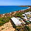 Beach Karma - Three-Bedroom Beachside Escape with Heated Communal Pool in Agnes Water
