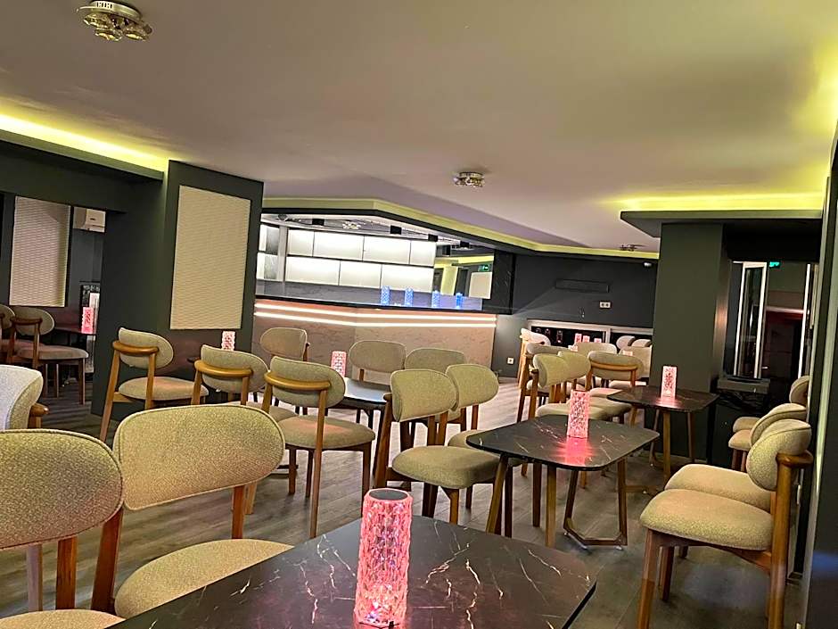 Artan Hotel