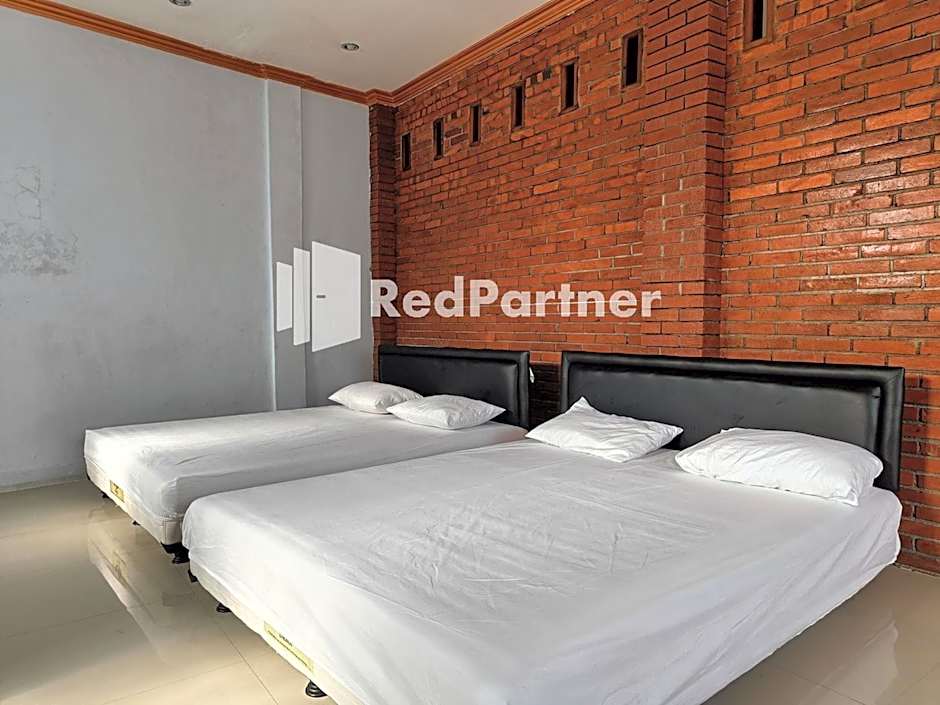 Jogo Segoro Homestay Mitra RedDoorz near Pantai Sundak Gunungkidul