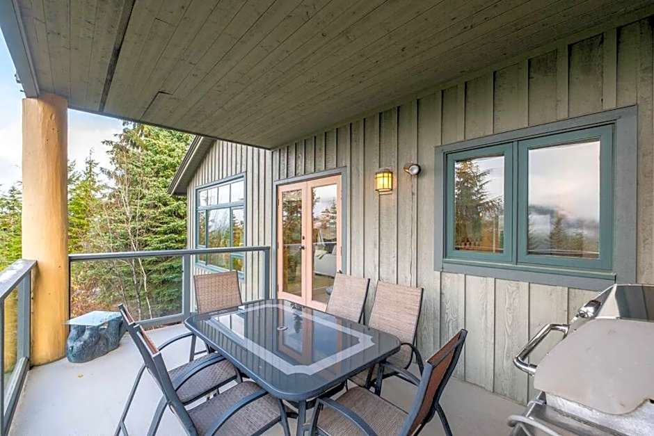 Taluswood Ridge by Outpost Whistler