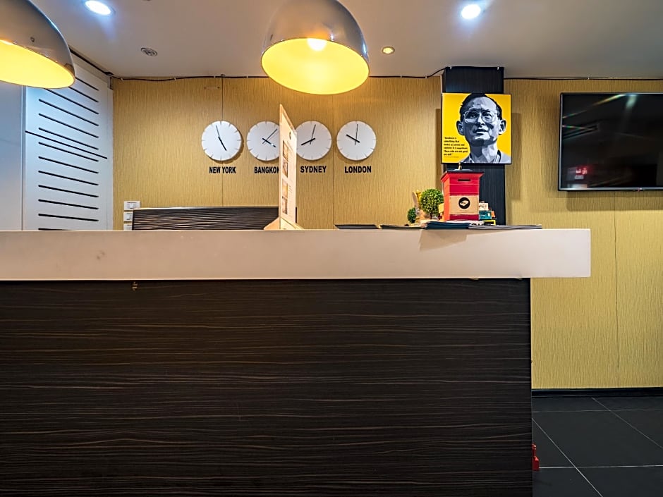 Matchbox Bangkok Hostel