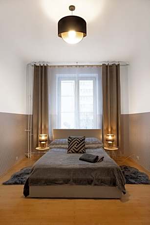ClickTheFlat Aleje Niepodległości Center Apart Rooms