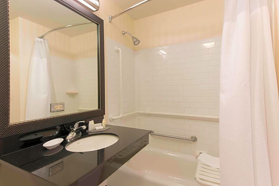 Fairfield Inn & Suites by Marriott Omaha Downtown