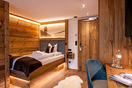 Single Room with Balcony