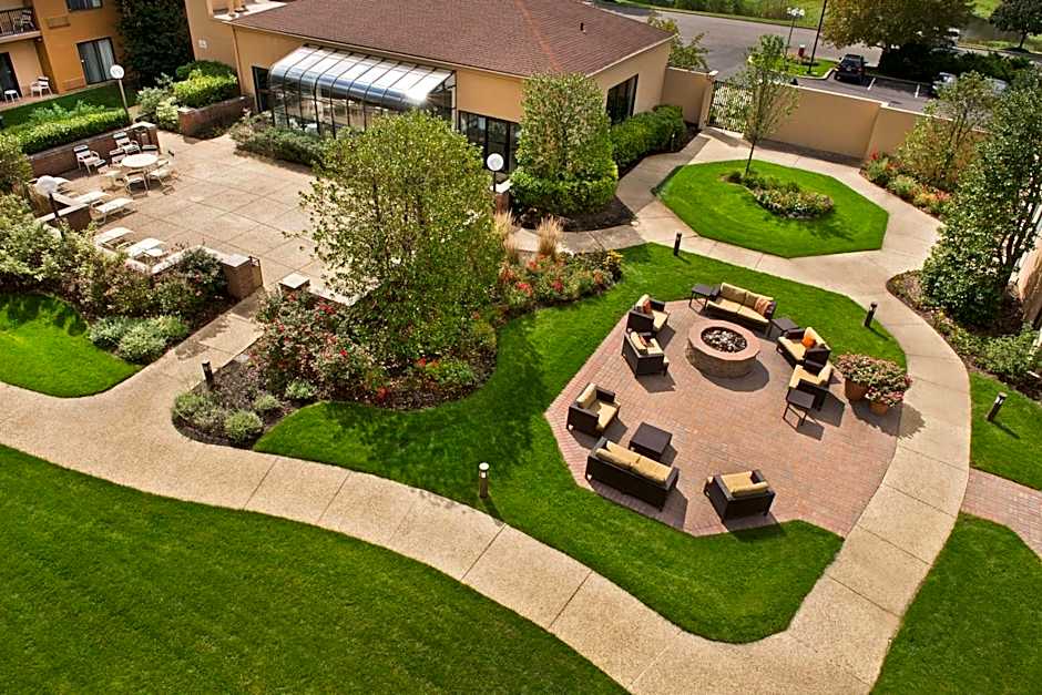 Courtyard by Marriott Mt. Laurel Cherry Hill