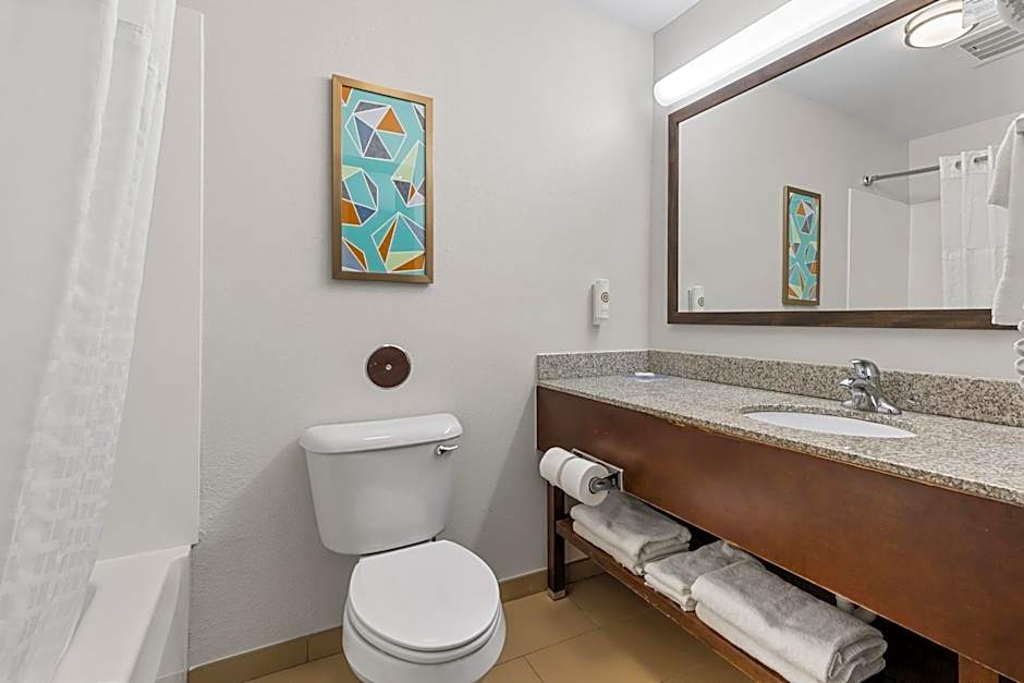 Comfort Inn & Suites Marion I-57