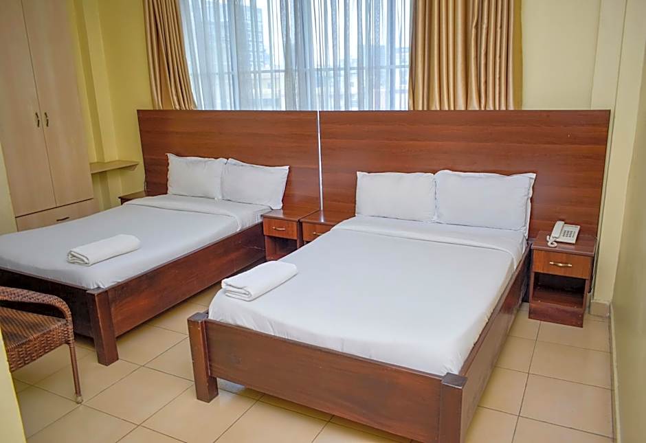 Delfirm Hotel