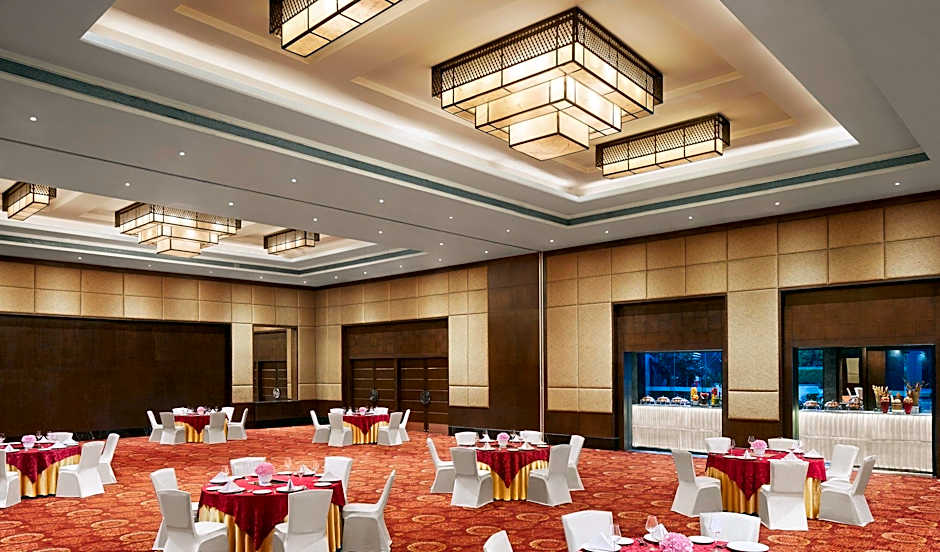 Taj Hotel & Convention Centre Agra