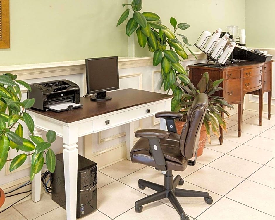Quality Inn & Suites Rehoboth Beach – Dewey