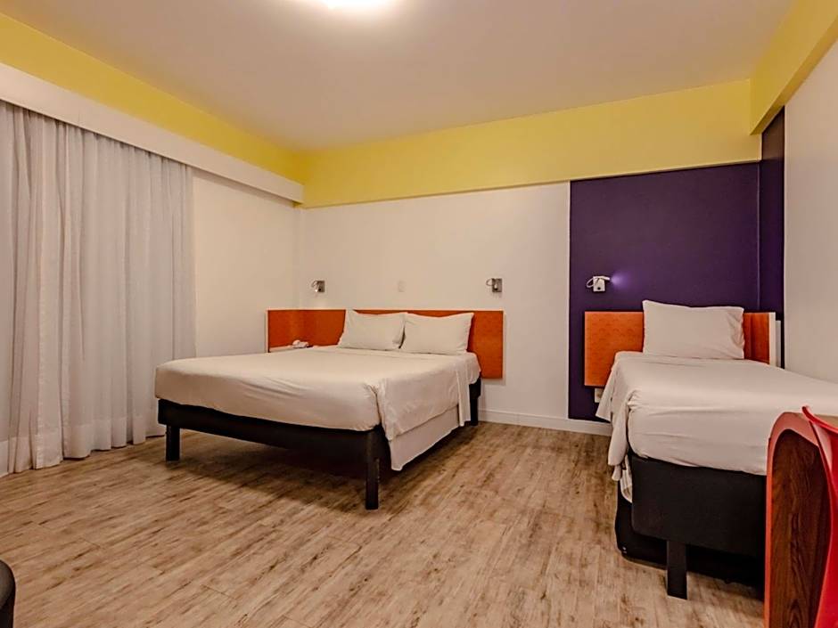 Ibis Styles Balneário Camboriú - 1 Quadra do Mar