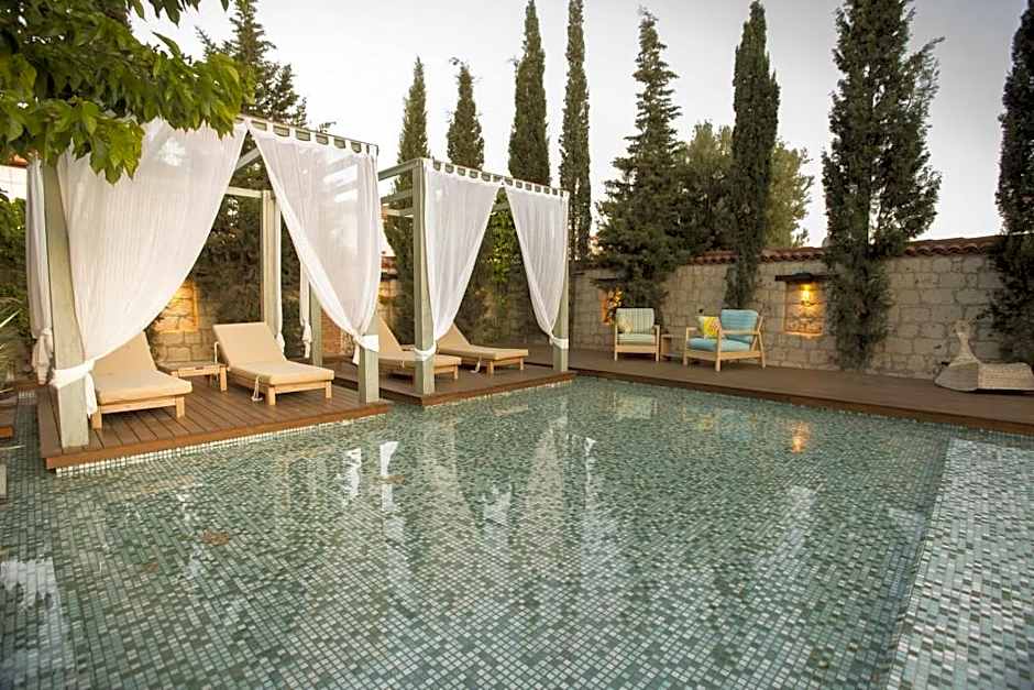 Alacati Cadde 75 Luxury Hotel