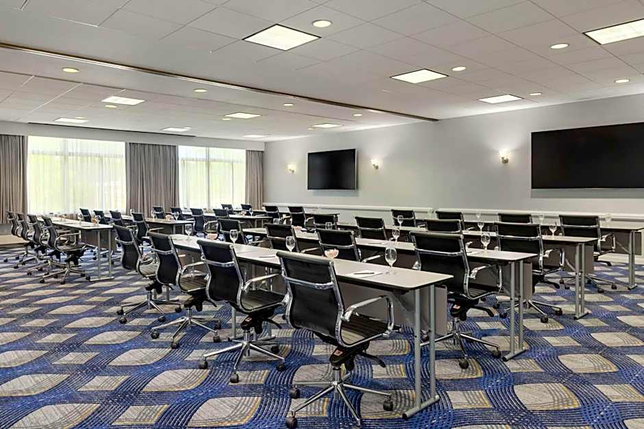 Embassy Suites by Hilton Philadelphia Valley Forge