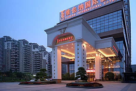 Vienna International Hotel Guangdong Yunfu Xinxing New City Square