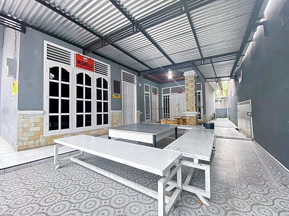 Damigalova Guest House Mitra RedDoorz