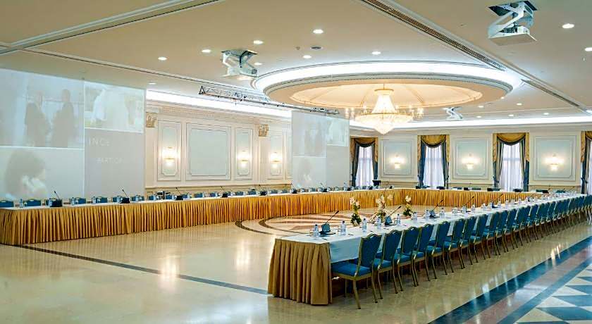 Radisson Hotel Astana